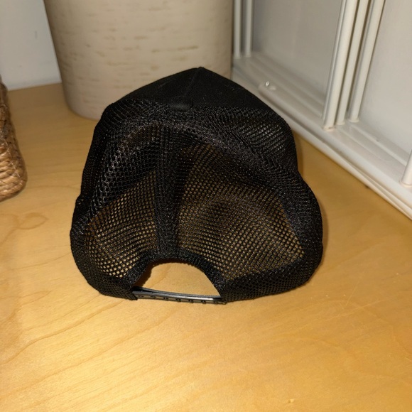 ALO Yoga district Black Trucker Hat - Picture 6 of 7